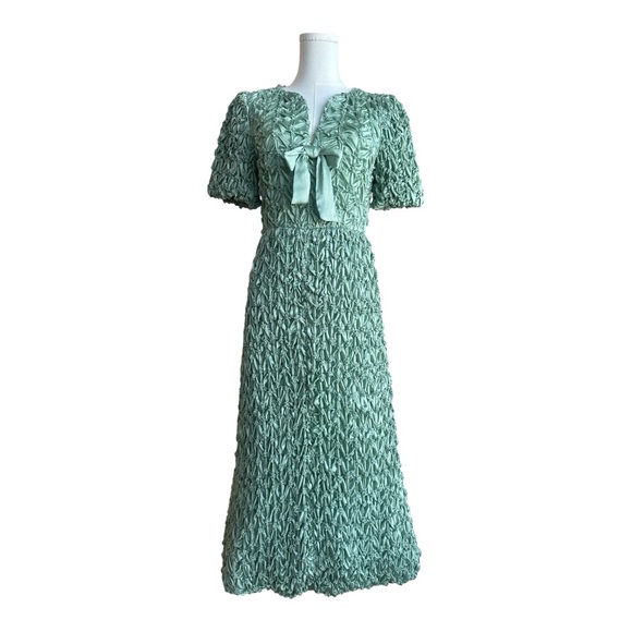 Lena Dresses & Skirts - FFF33 Green texted print dress with bow detail size small